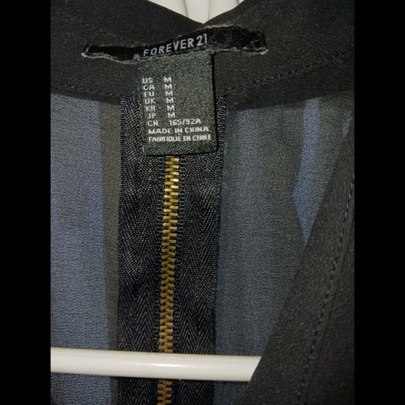 Forever 21 blouse Medium - Picture 8 of 9